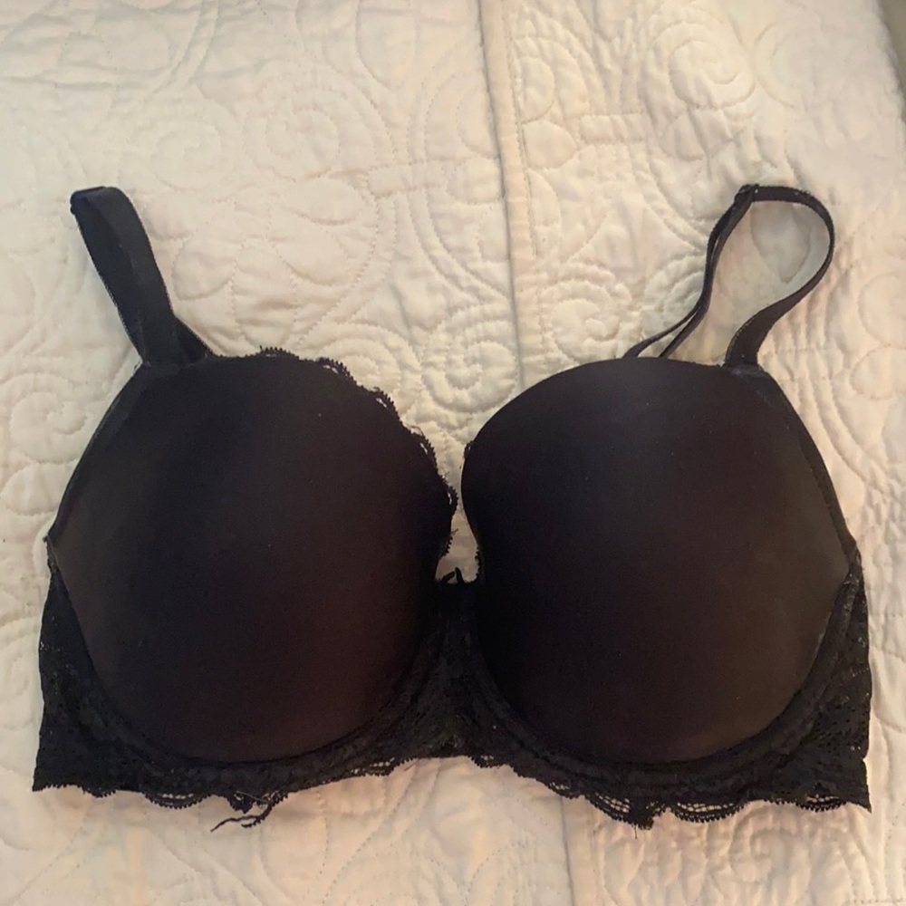 Victoria’s Secret Bra 34DDD